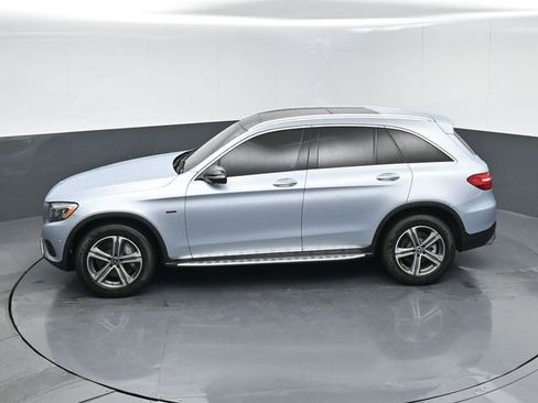 Used 2018 Mercedes-Benz GLC 350e 4MATIC image 41