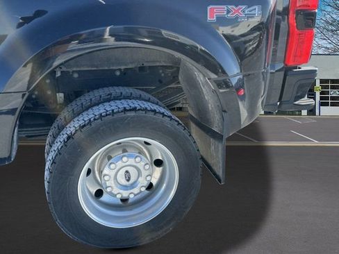 Used 2025 Ford F450 Platinum w/ Platinum Plus Package AWD/4WD image 6
