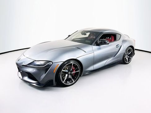Certified 2022 Toyota Supra Premium w/ Driver Assist Package image 4