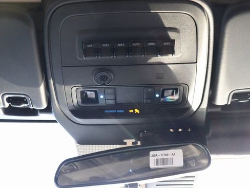 New 2025 Ford Bronco Badlands w/ Sasquatch Package image 28