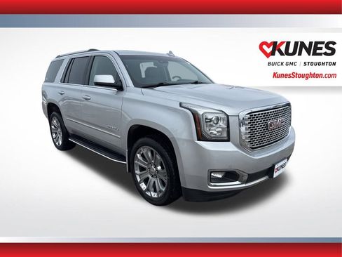 Used 2017 GMC Yukon Denali w/ Open Road Package image 2