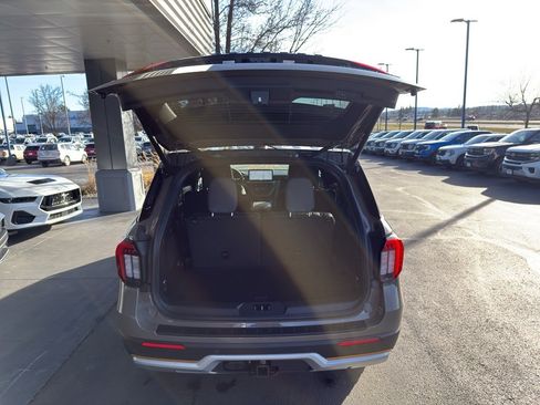 New 2026 Ford Explorer Tremor w/ Tremor Convenience Package image 7