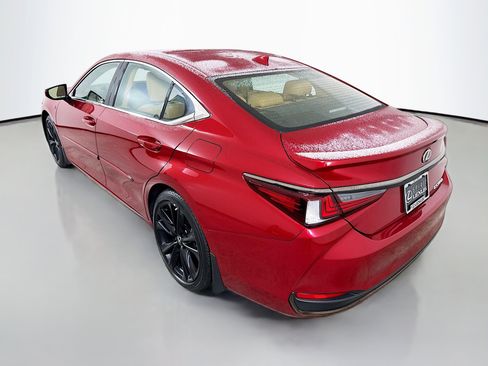 Certified 2025 Lexus ES 300h F Sport w/ Accessory Package (Z2) image 5