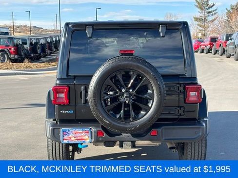 Used 2024 Jeep Wrangler Unlimited Sahara w/ Technology Group image 4