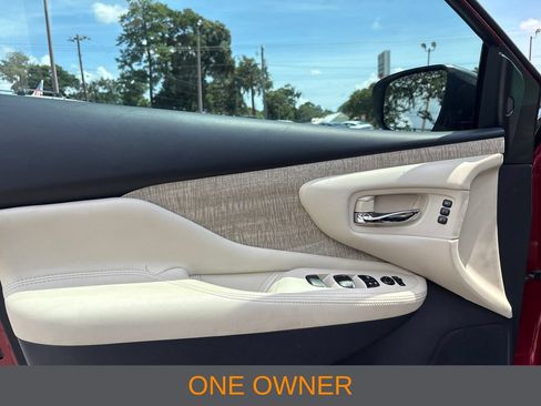 Used 2023 Nissan Murano SL w/ Cargo Package FWD image 3