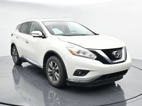 Used 2017 Nissan Murano SL w/ SL Technology Package AWD/4WD image 2