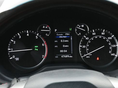 Used 2023 Lexus GX 460 Premium w/ Premium Package AWD/4WD image 12