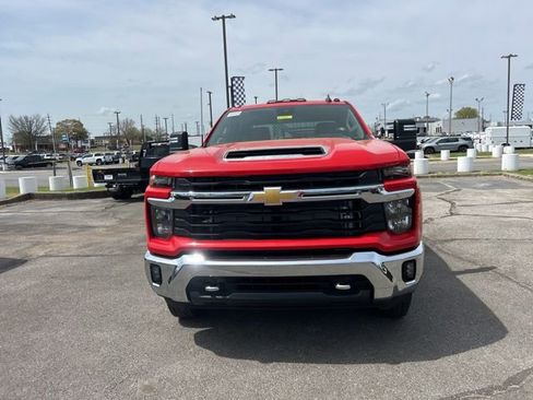 New 2026 Chevrolet Silverado 3500 LT AWD/4WD image 8