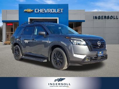 Used 2022 Nissan Pathfinder SL