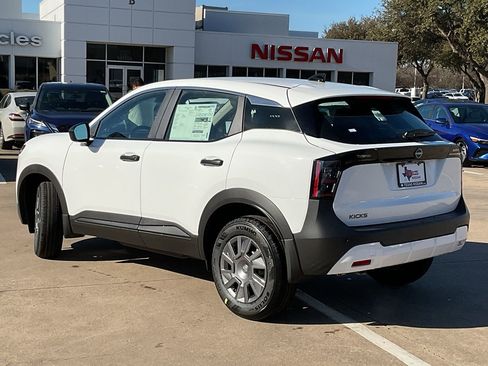 New 2026 Nissan Kicks S image 7