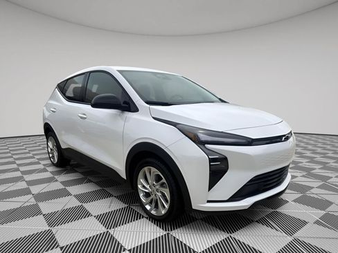 New 2027 Chevrolet Bolt LT w/ Comfort Package FWD image 7