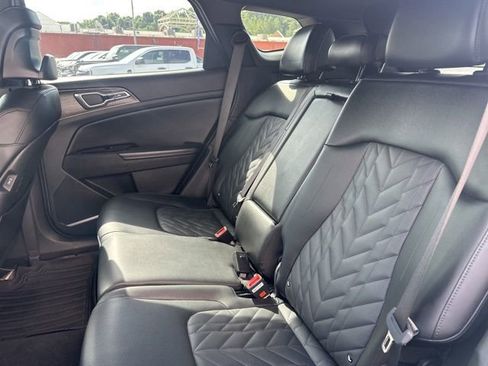 Used 2023 Kia Sportage X-Line w/ X-Line Premium Package AWD/4WD image 16