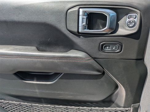 Used 2021 Jeep Wrangler Unlimited Rubicon w/ Trailer Tow Package image 29