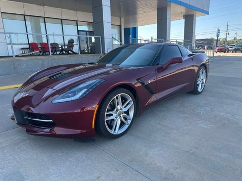 Used 2017 Chevrolet Corvette Stingray Coupe w/ Z51 1LT RWD image 25