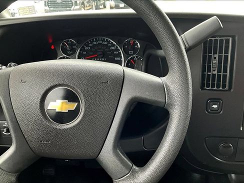 Used 2019 Chevrolet Express 2500 LS RWD image 13