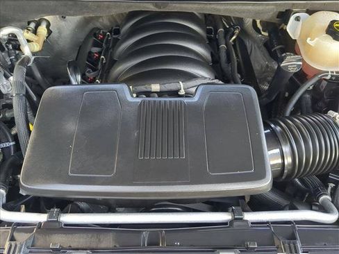 Used 2024 Chevrolet Tahoe LT RWD image 24