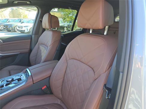 New 2026 BMW X5 xDrive50e w/ M Sport Package image 21