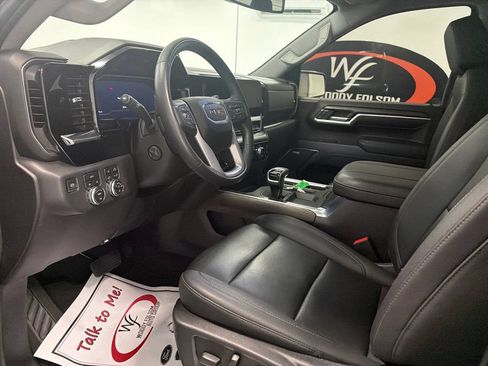 Used 2023 GMC Sierra 1500 SLT AWD/4WD image 9