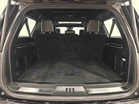 Used 2020 Ford Expedition Max XLT w/ Equipment Group 202A AWD/4WD image 34