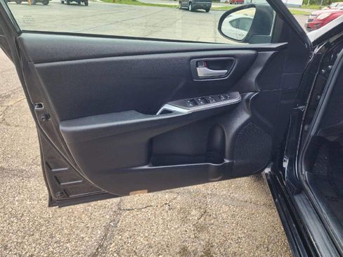 Used 2017 Toyota Camry LE image 16