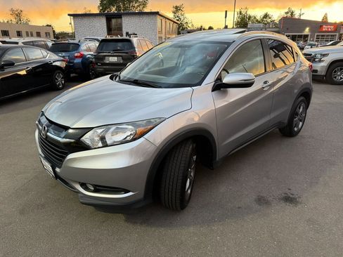 Used 2018 Honda HR-V EX-L image 5