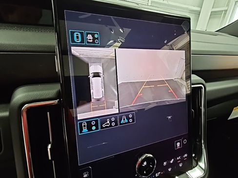 New 2026 GMC Yukon Denali w/ Sun & Power Step Package image 16