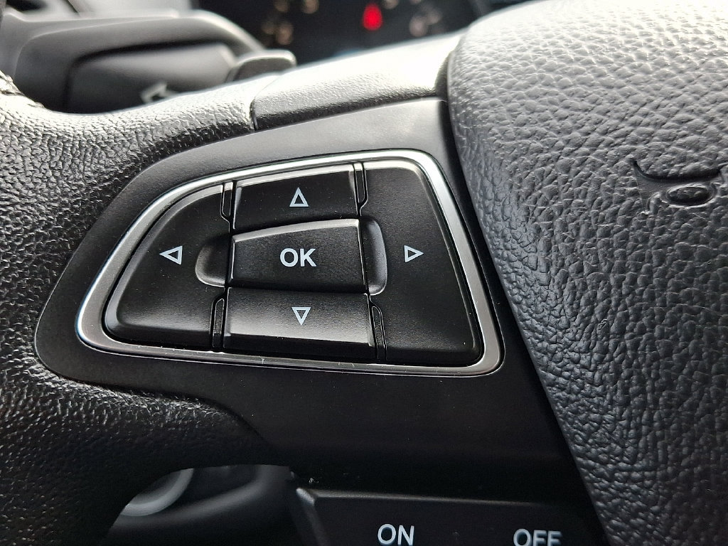 Used 2017 Ford Escape Titanium AWD/4WD image 22