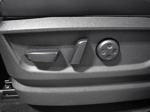 New 2026 Nissan Armada Platinum image 18