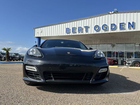 Used 2013 Porsche Panamera GTS image 2