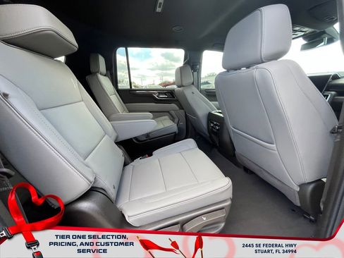 New 2026 GMC Yukon XL Elevation image 19