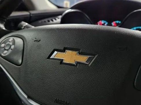 Used 2015 Chevrolet Impala LT w/ Convenience Package FWD image 26