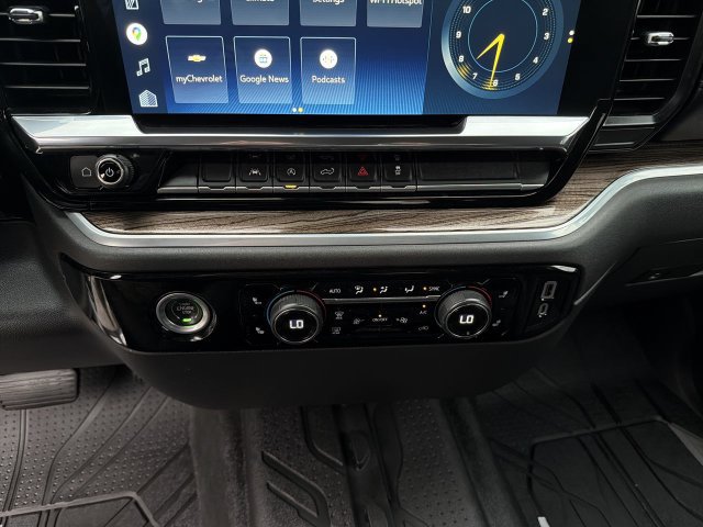 Used 2022 Chevrolet Silverado 1500 LT AWD/4WD image 21