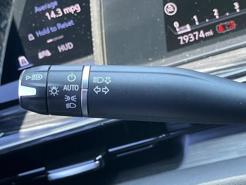 Used 2021 Cadillac Escalade Sport w/ Driver Assist Tech Package AWD/4WD image 41