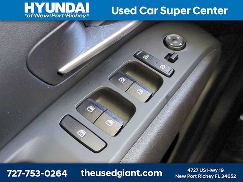Used 2023 Hyundai Tucson SEL FWD image 20