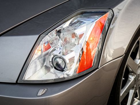 Used 2005 Cadillac XLR image 6