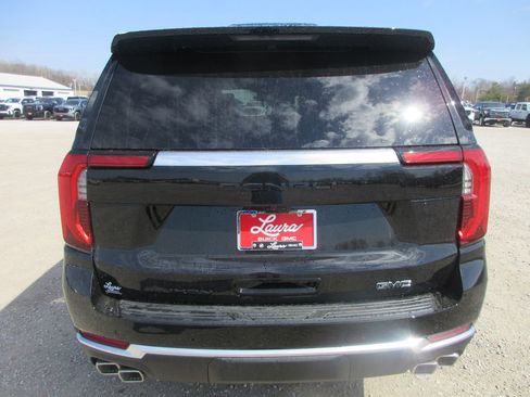 New 2026 GMC Yukon Denali w/ Denali Reserve Package image 5