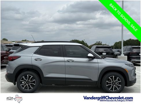 New 2026 Chevrolet TrailBlazer ACTIV w/ Convenience Package FWD image 3