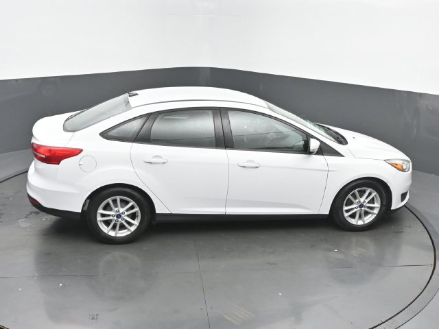 Used 2017 Ford Focus SE FWD image 41