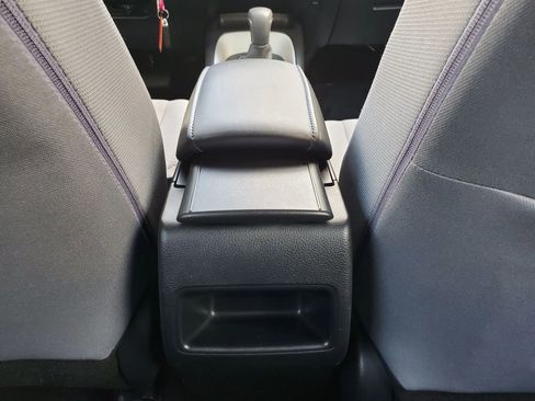 Used 2021 Toyota Corolla SE w/ Carpet Mat Package (TMS) image 41