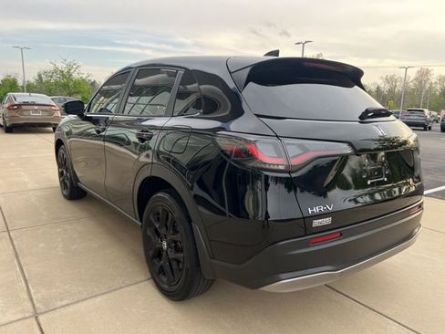 Used 2024 Honda HR-V Sport image 9