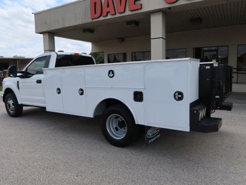 Used 2020 Ford F350 XL w/ Power Equipment Group RWD image 4