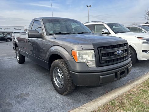 Used 2013 Ford F150 XL w/ Trailer Tow Pkg image 3