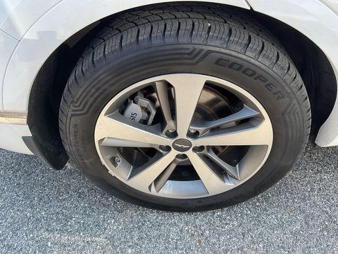 Used 2023 Genesis GV80 2.5T w/ Advanced Package image 10