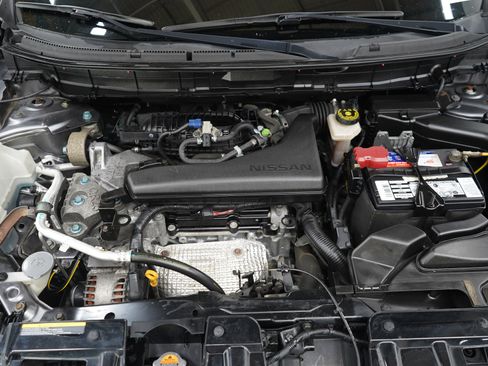 Used 2016 Nissan Rogue SV AWD/4WD image 29