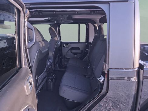 New 2026 Jeep Gladiator Mojave AWD/4WD image 16