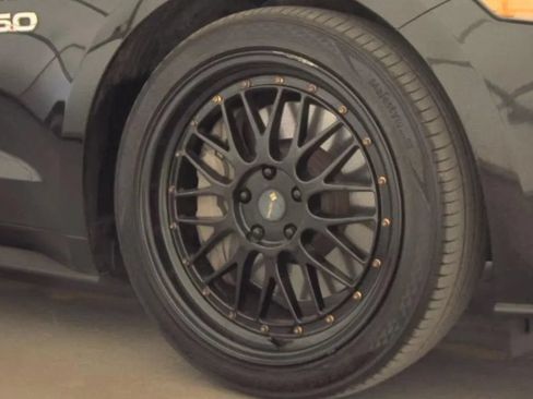Used 2020 Ford Mustang GT RWD image 3
