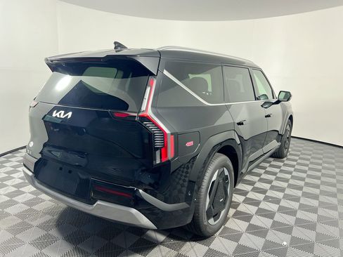 New 2026 Kia EV9 Light image 3