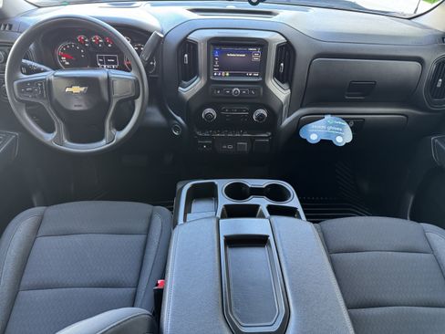 Certified 2025 Chevrolet Silverado 1500 Custom AWD/4WD image 16