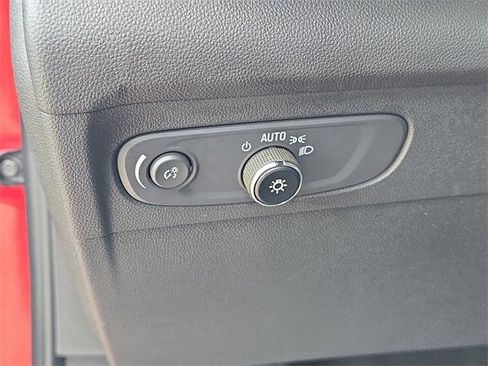 Certified 2023 Buick Envision Essence image 8