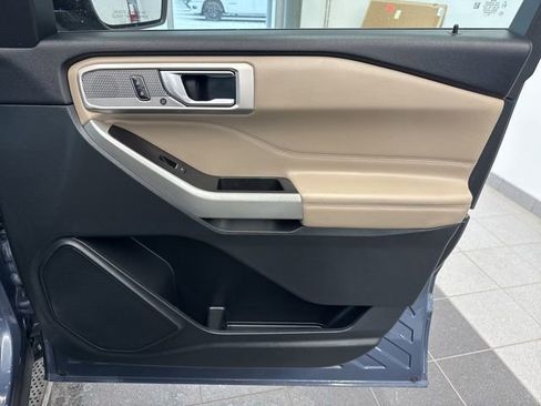 Used 2021 Ford Explorer Limited w/ Equipment Group 301A image 15